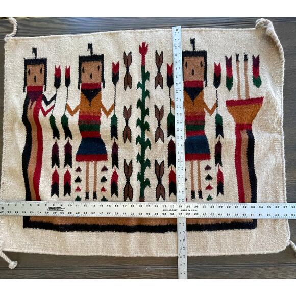 Vintage Tan Yei Navajo Style Rug Wall Hanging - Picture 15 of 16